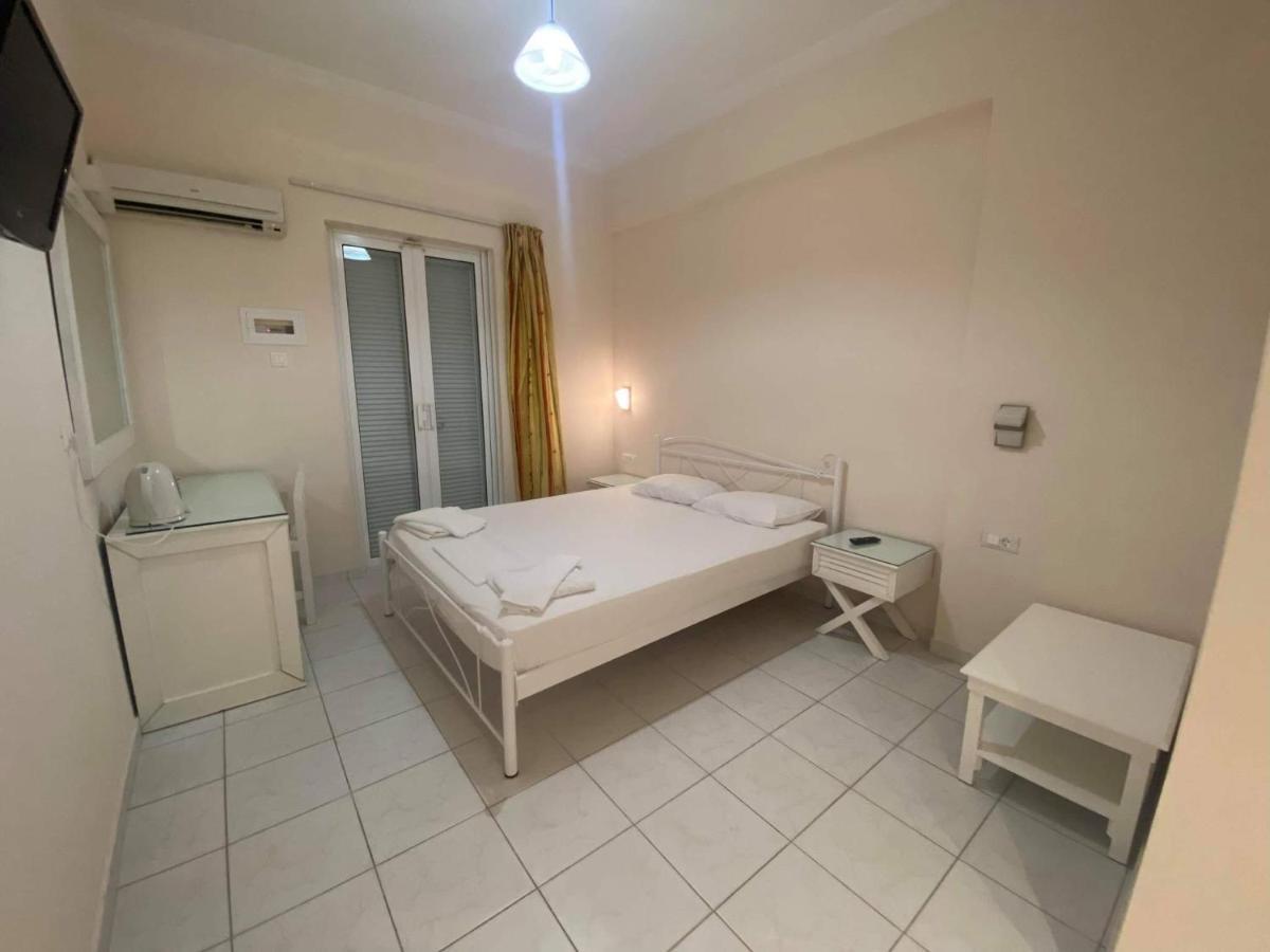 Hotel Emilia Закинтос Экстерьер фото