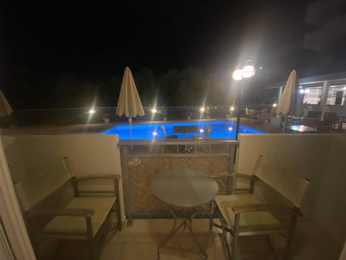 Hotel Emilia Закинтос Экстерьер фото